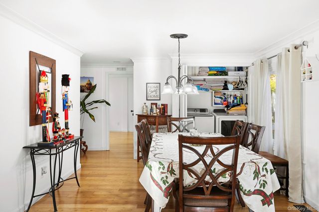 525 Riverleigh Avenue 45, Riverhead, NY 11901