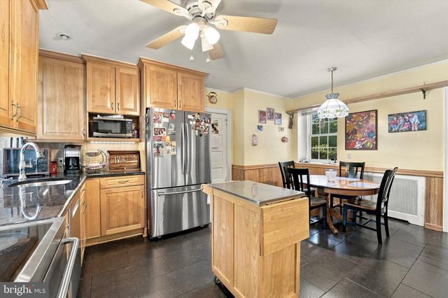 6500 N 6TH ST, Philadelphia, PA 19126