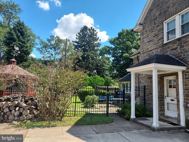6500 N 6TH ST, Philadelphia, PA 19126