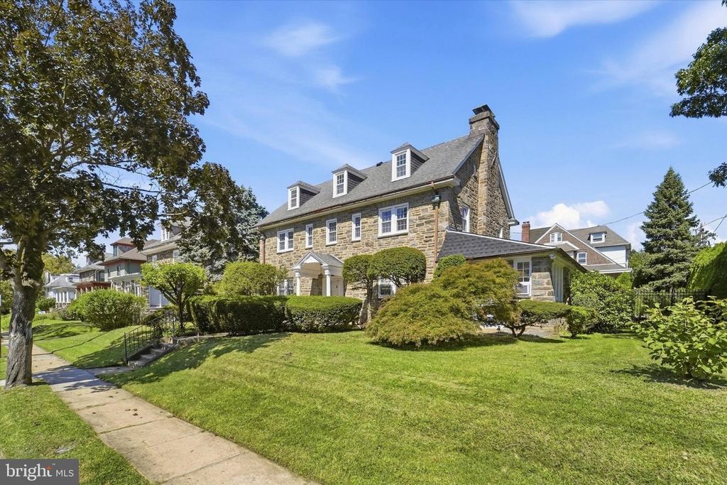 6500 N 6TH ST, Philadelphia, PA 19126