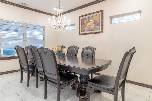 319 Lonesome Dove DR, Cedar Creek, TX 78612