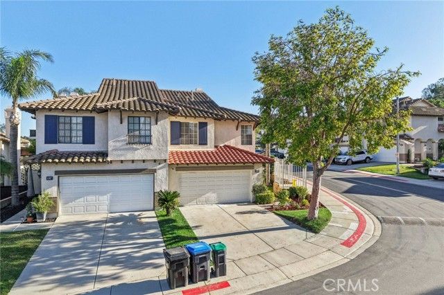 1591 San Fernando Dr, Corona, CA 92882