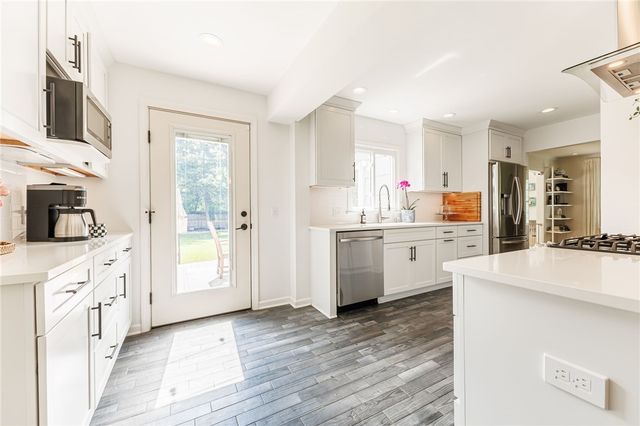 66 Hunters Lane, Brighton, NY 14618