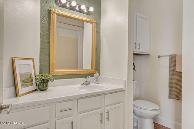201 Settlers Trace Boulevard 4401, Lafayette, LA 70508