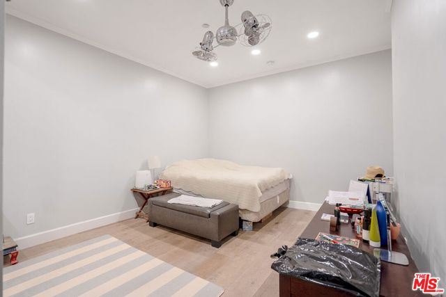 125 N Gale Drive 205, Beverly Hills, CA 90211