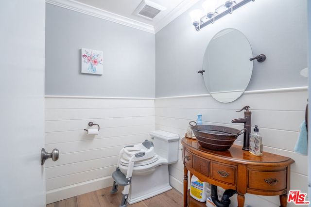 125 N Gale Drive 205, Beverly Hills, CA 90211