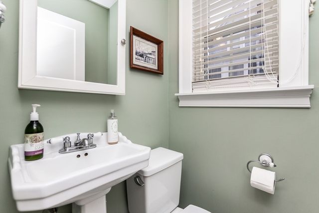42 Richardson Rd 0, Belmont, MA 02478