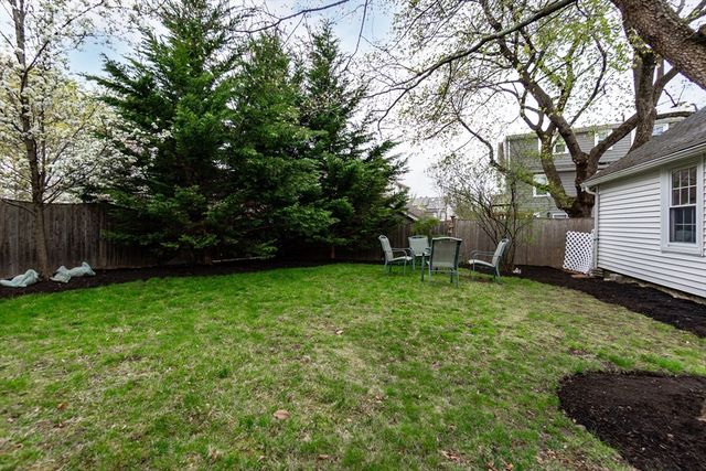 42 Richardson Rd 0, Belmont, MA 02478