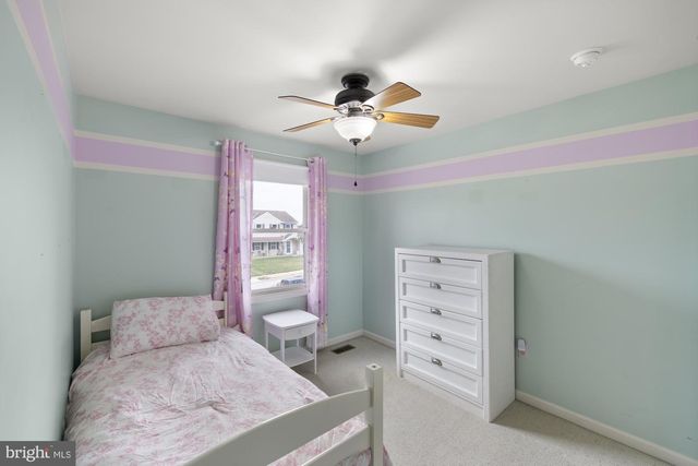 2904 VILLAGE SQUARE DR, Dover, PA 17315