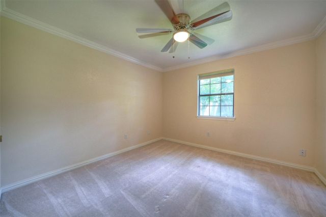 9 Oldstream Court, The Woodlands, TX 77381