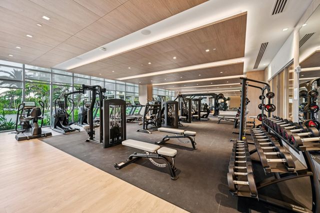 220 Lake Shore Drive 709, West Palm Beach, FL 33403