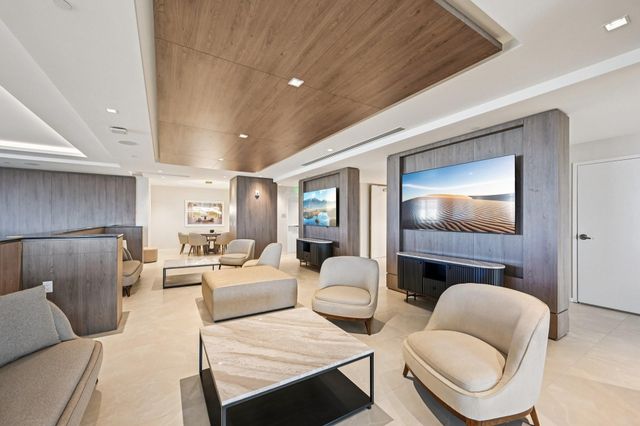 220 Lake Shore Drive 709, West Palm Beach, FL 33403