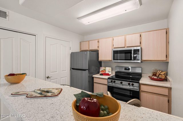 5751 N Kolb Rd Unit 19208, Tucson, AZ 85750