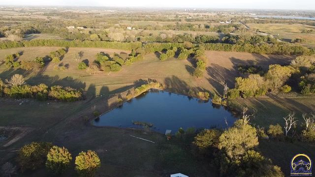 10010 Hwy K-16, Holton, KS 66436