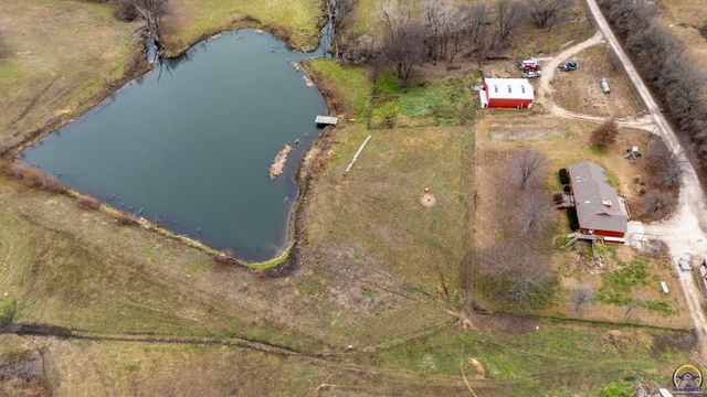 10010 Hwy K-16, Holton, KS 66436