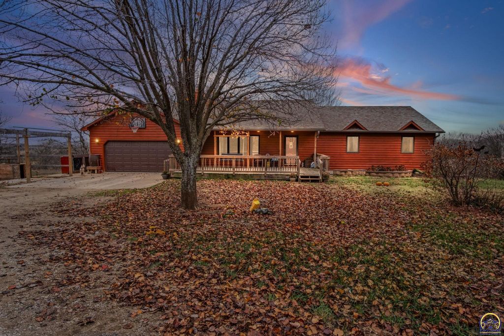 10010 Hwy K-16, Holton, KS 66436