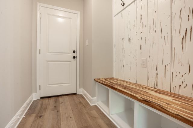 19 NW Highland Drive, Fort Walton Beach, FL 32548