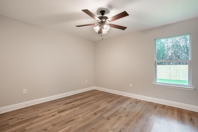 19 NW Highland Drive, Fort Walton Beach, FL 32548