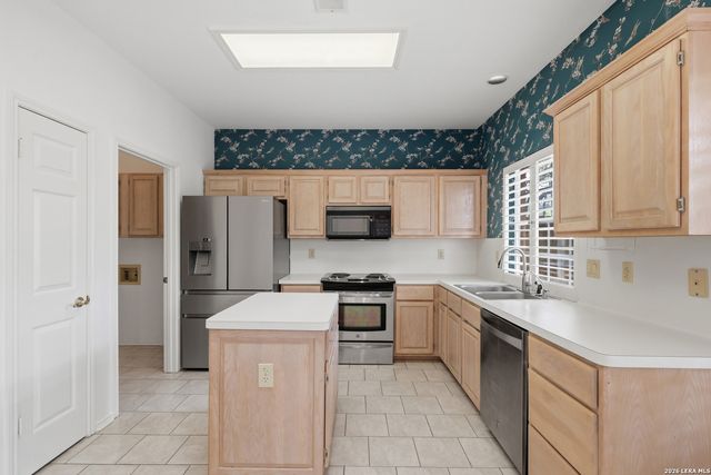 13719 MORNINGBLUFF DR, San Antonio, TX 78216