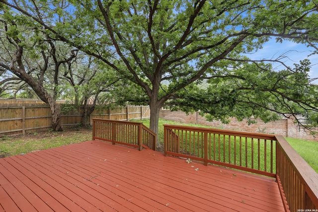 13719 MORNINGBLUFF DR, San Antonio, TX 78216