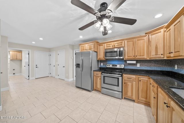 455 Carriage Drive, Crossville, TN 38555