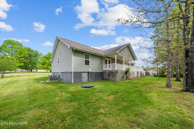 455 Carriage Drive, Crossville, TN 38555