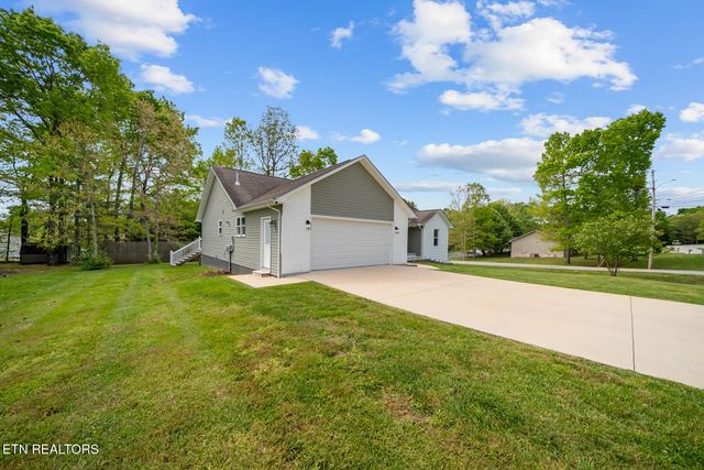 455 Carriage Drive, Crossville, TN 38555