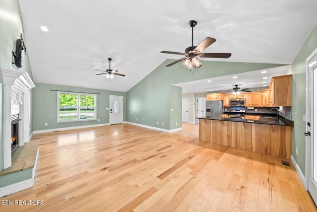 455 Carriage Drive, Crossville, TN 38555