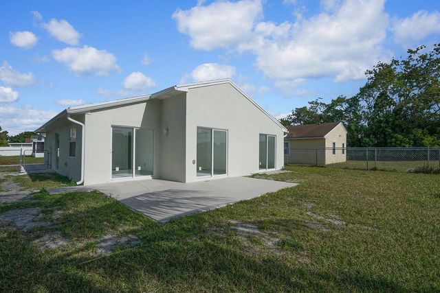 23417 Liberty Bell Terrace, Boca Raton, FL 33433