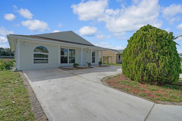 23417 Liberty Bell Terrace, Boca Raton, FL 33433