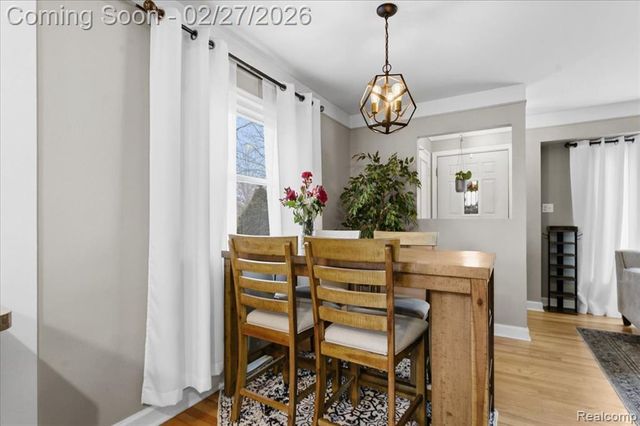 29750 W Chicago Street, Livonia, MI 48150