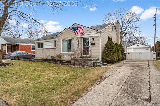 29750 W Chicago Street, Livonia, MI 48150