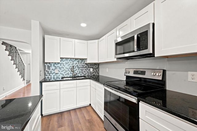 345 WESTMONT DR, Collingdale, PA 19023