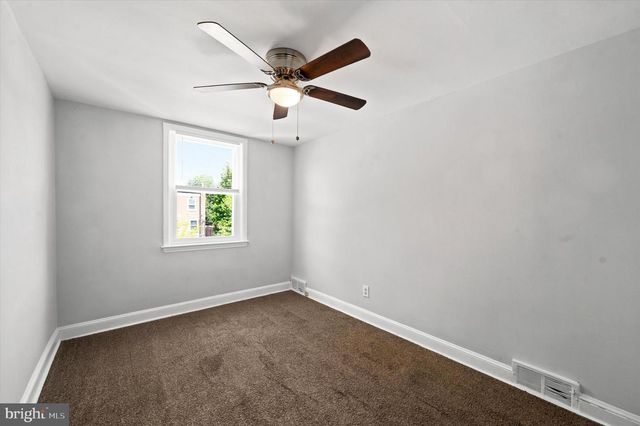 345 WESTMONT DR, Collingdale, PA 19023
