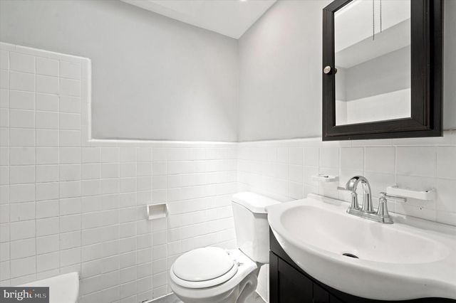 345 WESTMONT DR, Collingdale, PA 19023