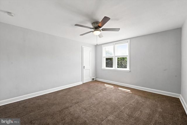 345 WESTMONT DR, Collingdale, PA 19023