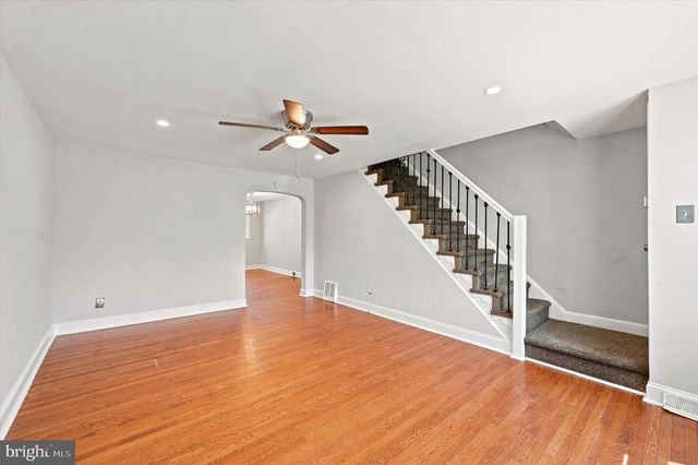 345 WESTMONT DR, Collingdale, PA 19023
