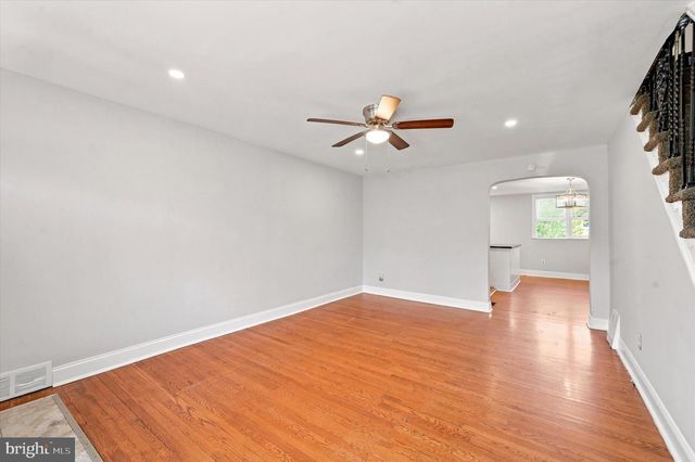 345 WESTMONT DR, Collingdale, PA 19023