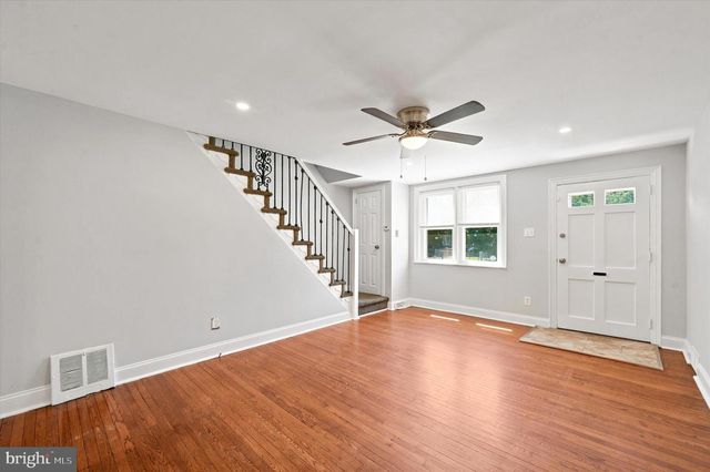 345 WESTMONT DR, Collingdale, PA 19023