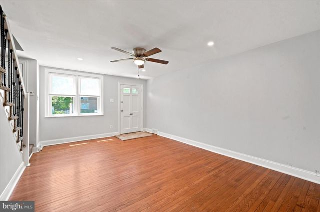 345 WESTMONT DR, Collingdale, PA 19023