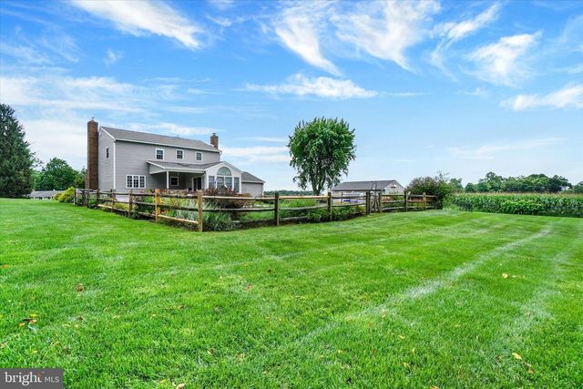 452 HILLTOP CT, New Freedom, PA 17349