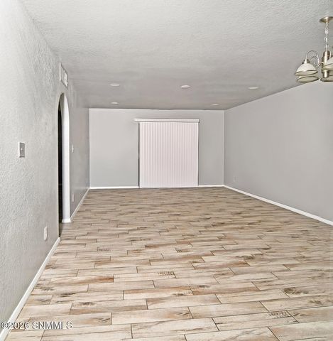 2930 Claude Dove Drive APT 2, Las Cruces, NM 88011