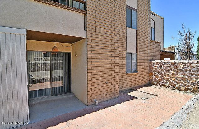 2930 Claude Dove Drive APT 2, Las Cruces, NM 88011