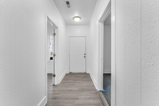 1511 N Lyon Avenue, Springfield, MO 65803