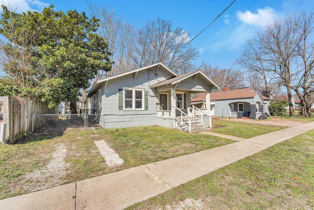 1511 N Lyon Avenue, Springfield, MO 65803