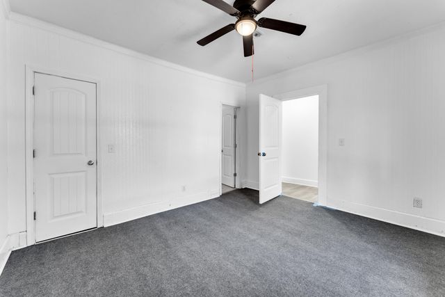 1511 N Lyon Avenue, Springfield, MO 65803