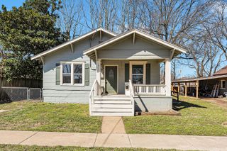 1511 N Lyon Avenue, Springfield, MO 65803