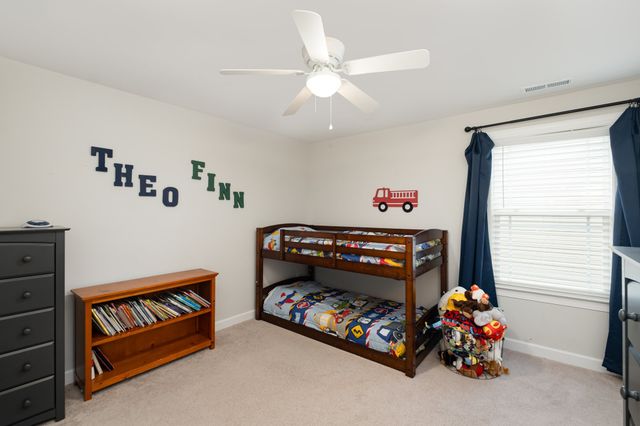 1068 Vanguard Dr, Spring Hill, TN 37174