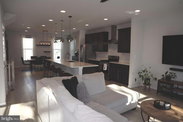 585 CROSS CHASE DR, Millersville, MD 21108