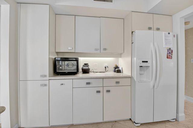 120 S Ocean Boulevard 2-B, Delray Beach, FL 33483